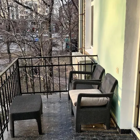 Apartment Mykhailivska Street 21